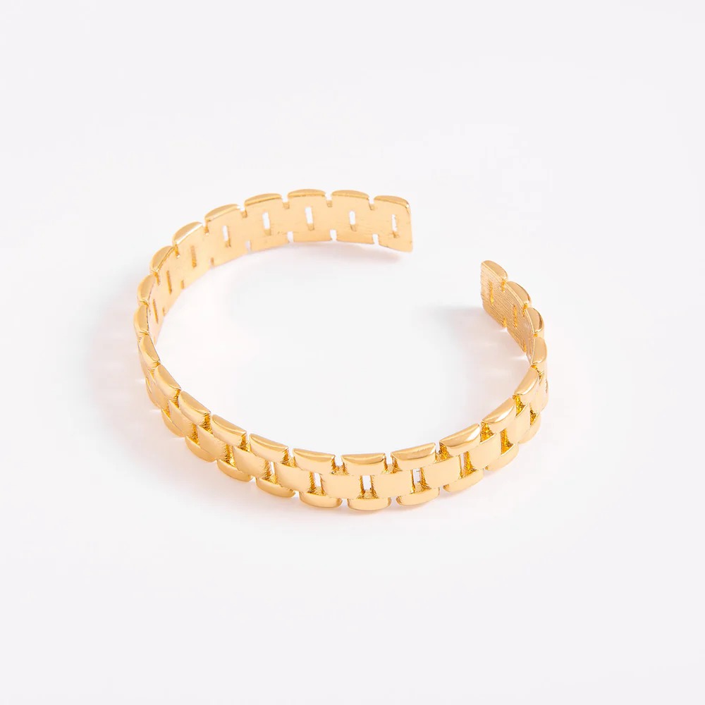 Pulsera en baño de oro diseño eslabones ancho diámetro 6.5 cm